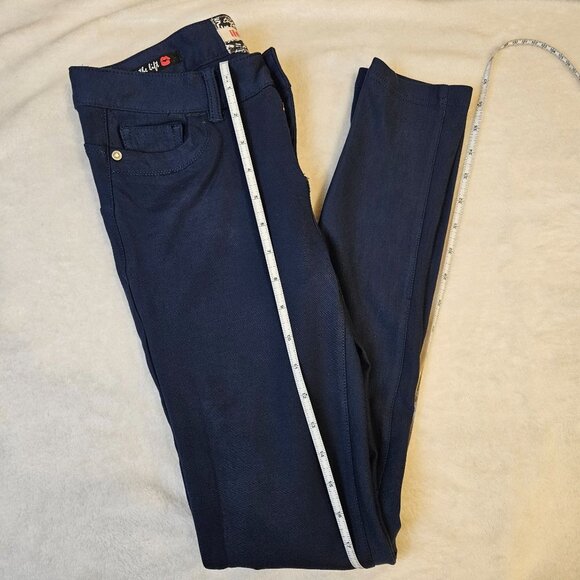 Juniors Slim Fit Navy Blue Pants By Hot Kiss Stretchy Denim Size 5 Casual - Picture 6 of 14
